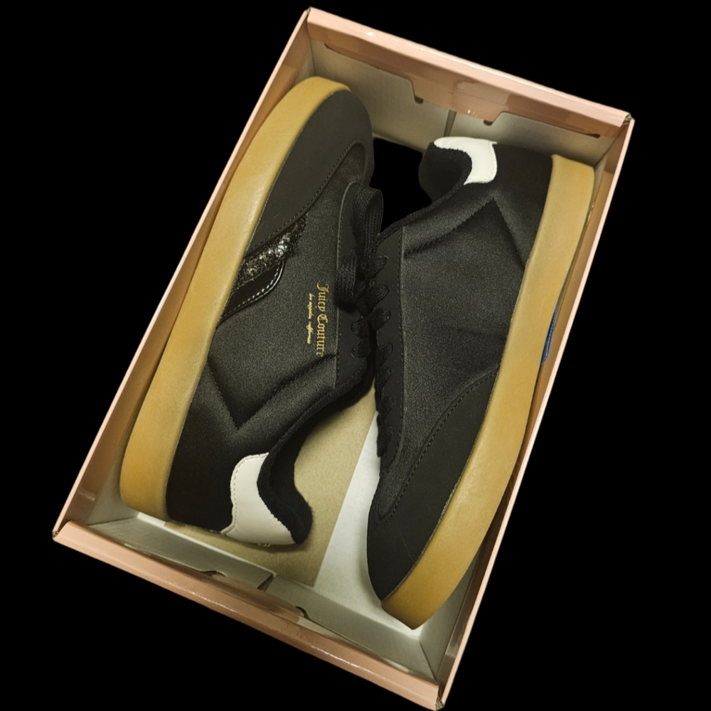 Juicy Couture Black & Gum Low-Top Sneakers 7.5 NEW